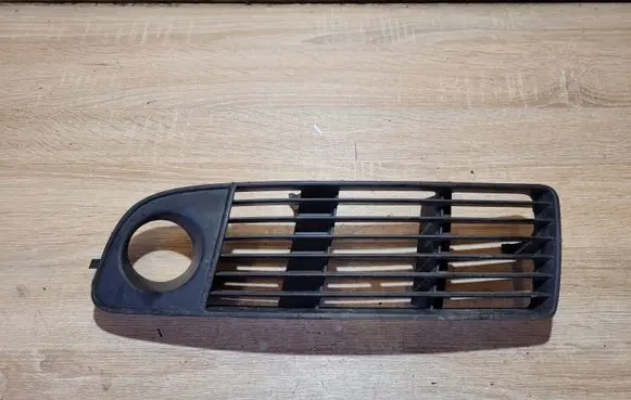 Audi A6 S6 C5 4B Front bumper lower grill 4B0807681