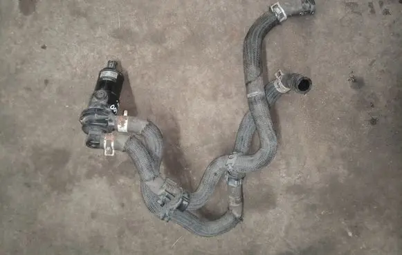 Lexus RX 330 - 350 - 400H Water pump