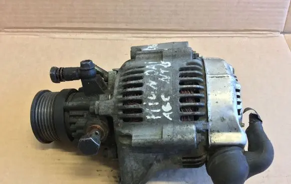 Hyundai Accent Generator/alternator 3730027503