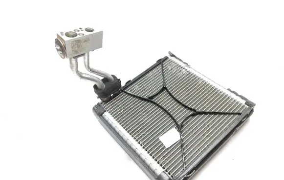Mini One - Cooper F56 F55 Air conditioning (A/C) radiator (interior) 43326411 6845415 22527010
