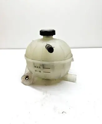 Hyundai Tucson TL Coolant expansion tank/reservoir 