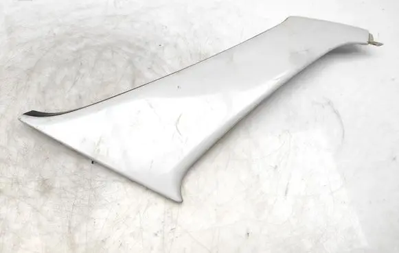 Mitsubishi Montero (B) pillar trim (top) XB645264