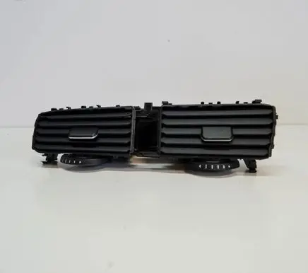 Volkswagen Golf VII Dashboard air vent grill cover trim 