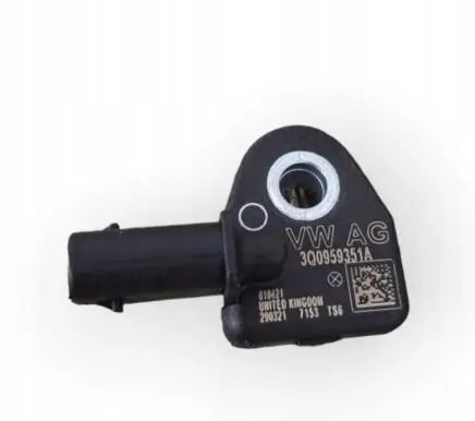 Volkswagen Golf VII Airbag deployment crash/impact sensor 5Q0959651A