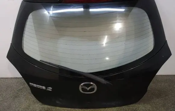 Mazda 2 Tailgate/trunk/boot lid 