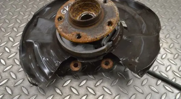 BMW 2 F22 F23 Rear wheel hub 260813N