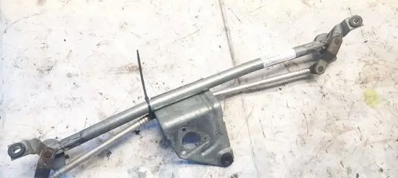 Opel Astra F Front wiper linkage and motor 22084735