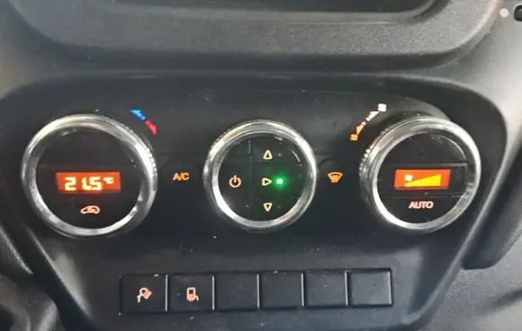 Iveco Daily 6th gen Climate control/heater control trim IMPRK1411389
