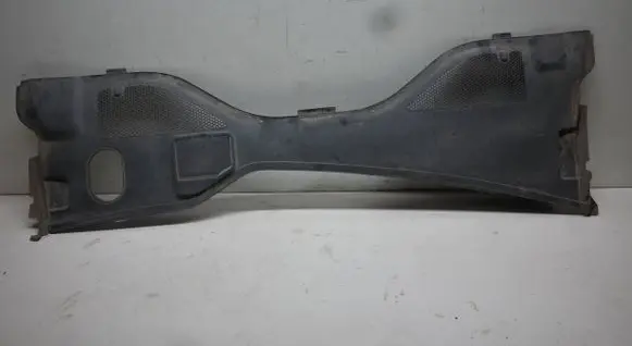 Audi A6 S6 C7 4G Wiper trim 4G8819447