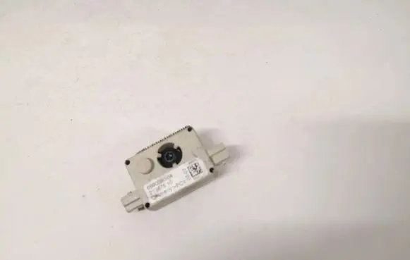 BMW 3 E90 E91 Antenna control unit 21367510 6990090-04
