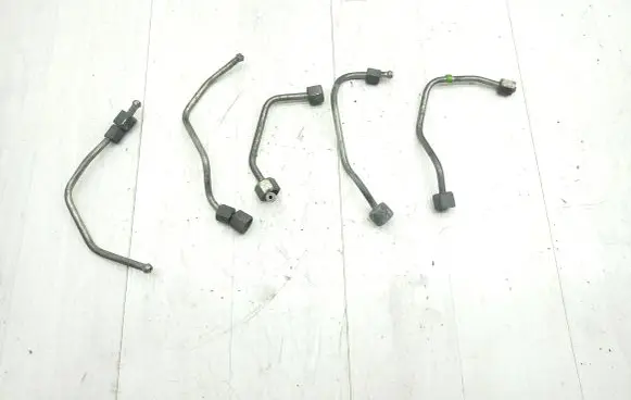 Ford Fiesta Fuel injector supply line/pipe 