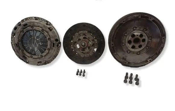 Skoda Octavia Mk2 (1Z) Clutch set kit 03L141025K 2221005099 03L141031S
