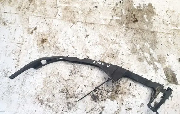 Mazda 6 Headlight/headlamp mounting bracket