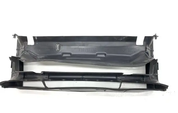 BMW 4 F32 F33 Intercooler air guide/duct channel 51747290609 15677210