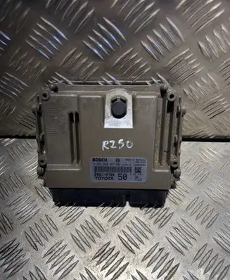 Toyota Verso Engine control unit/module 896610F500 1039S73405 0281030467