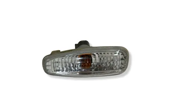 KIA Ceed Front fender indicator light 923033L1