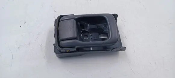 Subaru Impreza I Rear door interior handle