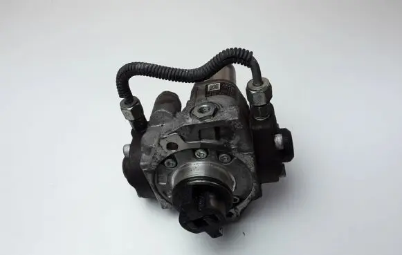 Mazda 6 Fuel injection high pressure pump SH0113800D