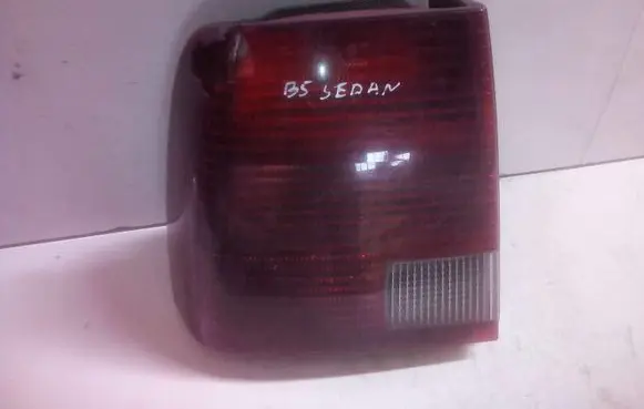 Volkswagen PASSAT B5 Rear/tail lights 3B5945095F