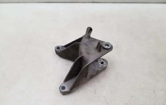 Opel Astra J Gearbox mounting bracket 13248664