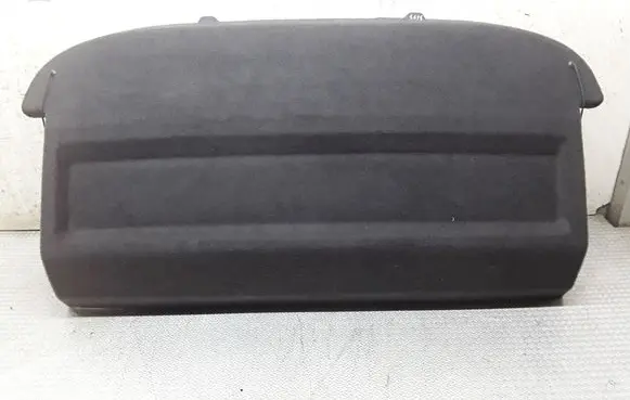 Parcel shelf
