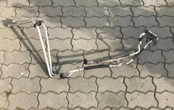 Smart ForFour II W453 Air conditioning (A/C) pipe/hose 924904561R 924806272R