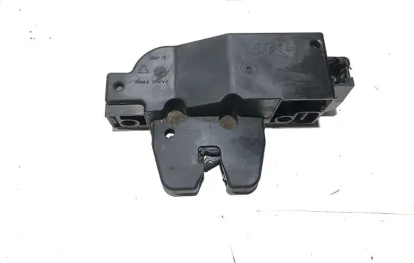 Peugeot 307 Loading door lock 9652301980