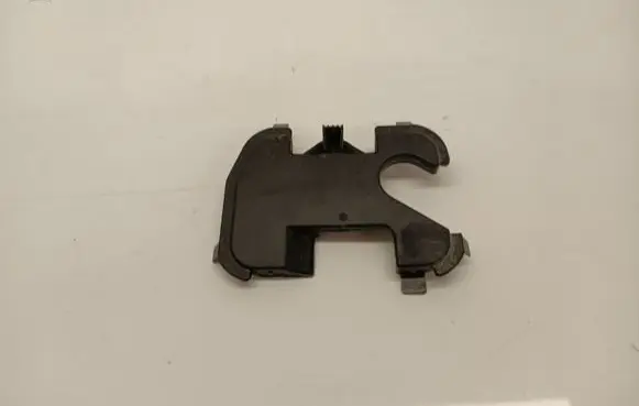 Peugeot Partner III Other engine bay part 9803453980