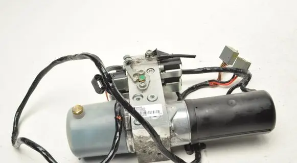 Volvo C70 Convertible roof hydraulic pump 09466628