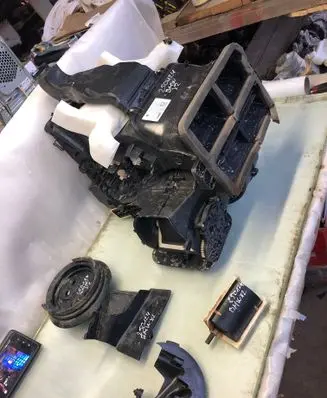 BMW X2 U10 Interior heater climate box assembly 6411989010313