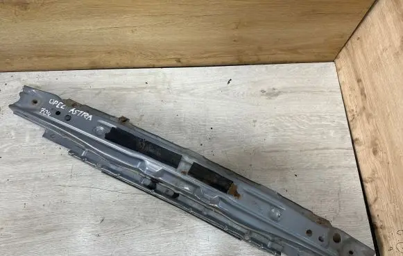 Opel Astra G Front bumper support beam