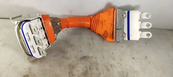 Engine installation wiring loom