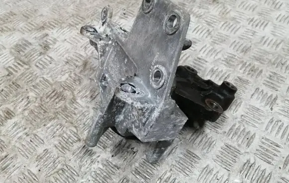 Nissan X-Trail T32 Engine mount vacuum valve 