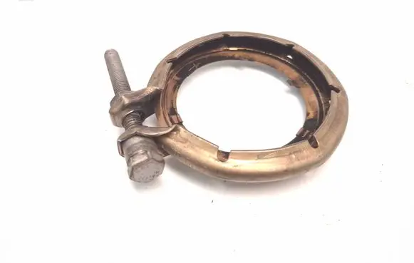 BMW 5 F10 F11 Muffler pipe connector clamp 8512137