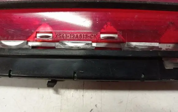 Ford Focus Third/center stoplight XS4113A613CK