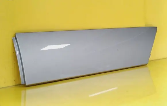 Mazda 5 Rear arch trim 