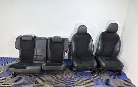 Seat set