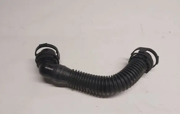 Volkswagen Tiguan Breather/breather pipe/hose 04L103493