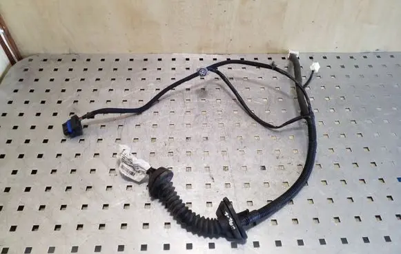 Nissan Qashqai Rear door wiring loom 24126JD00B