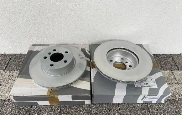 BMW 3 G20 G21 Front brake disc 6877211 2YK6KZ3YB1K0