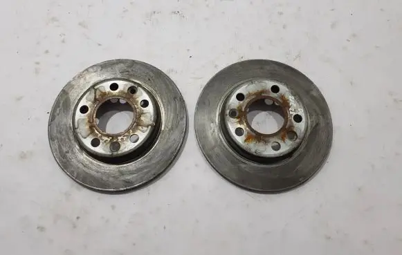 Renault Zoe Rear brake disc 440A09572R