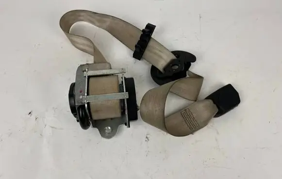 Maserati Quattroporte Front seatbelt 622140500 6700125050