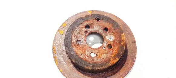 Toyota Avensis T250 Rear brake disc neventiliuojamas