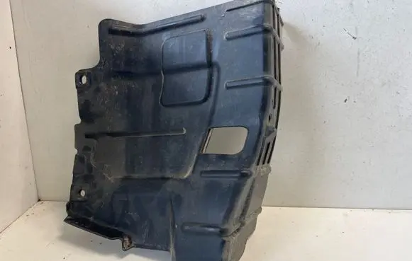 Opel Karl Engine splash shield/under tray 42353386 M400
