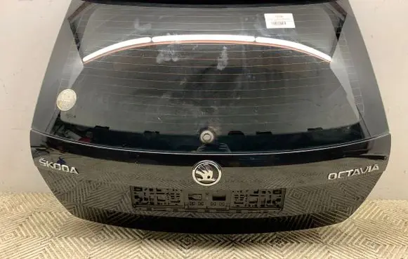 Tailgate/trunk/boot lid