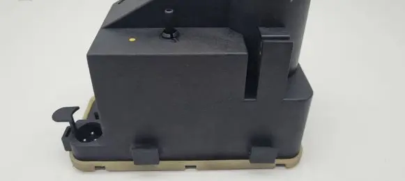 Mercedes-Benz E W124 Central locking vacuum pump 0132006309 0008000948