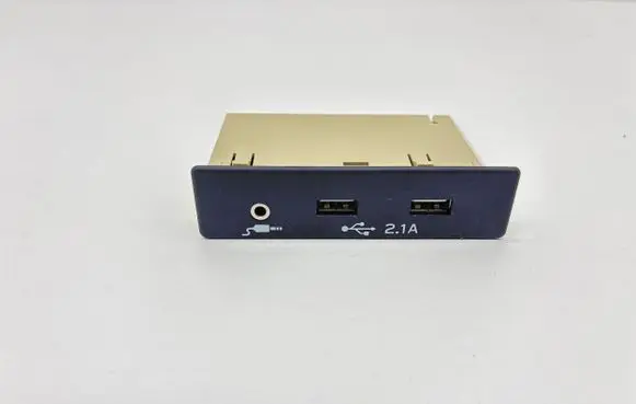 Subaru Outback (BT) USB socket connector 86257AN00A