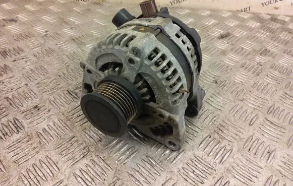 Ford Kuga I Generator/alternator 8M5T10300YB