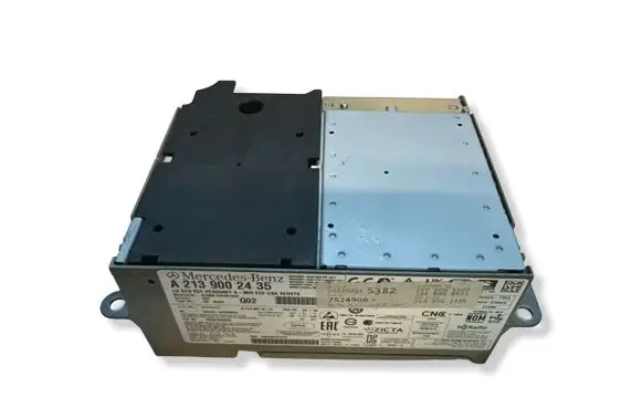 Mercedes-Benz E W213 Radio/CD/DVD/GPS head unit A2139002435