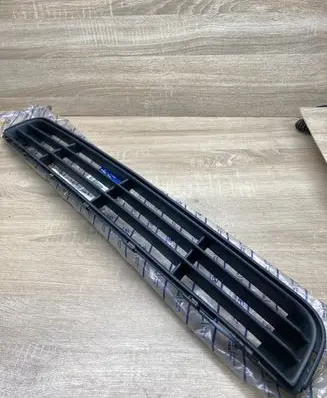 Hyundai Matrix Front bumper lower grill 8656117000